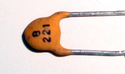 220pf100